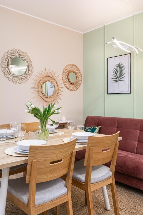 Luxurious Apartment Nadmorskie Tarasy Kolobrzeg By Renters Prestige Ngoại thất bức ảnh